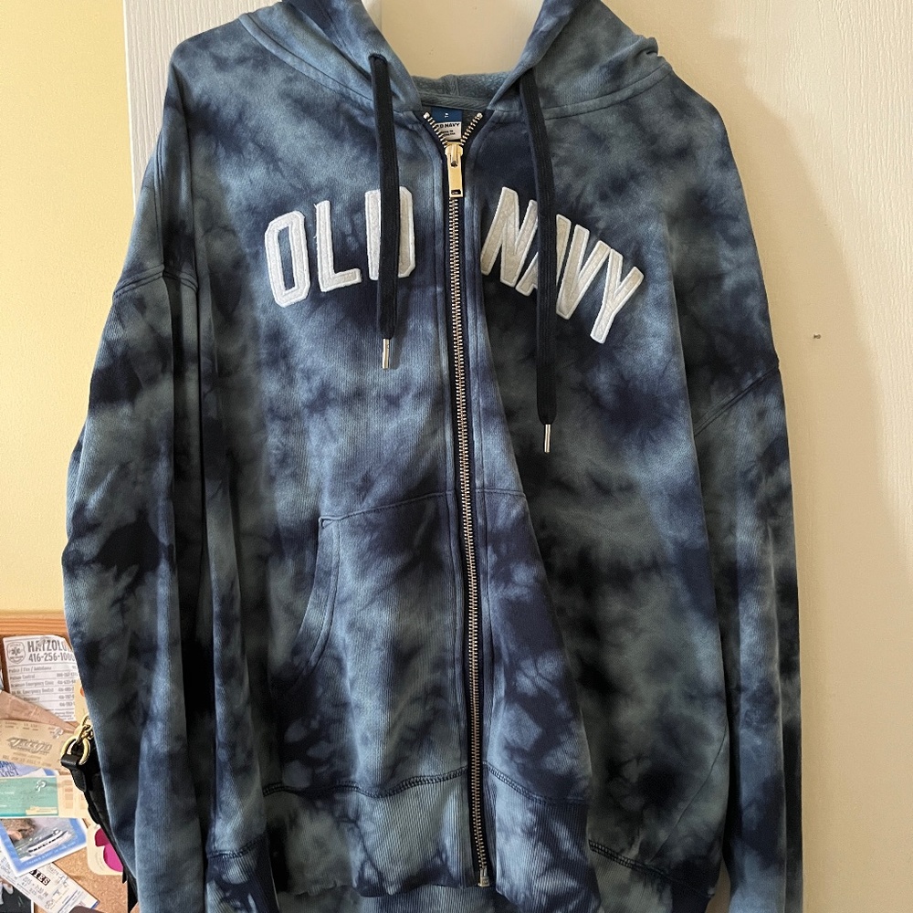 Old Navy Blue tie dye sweater, size S
